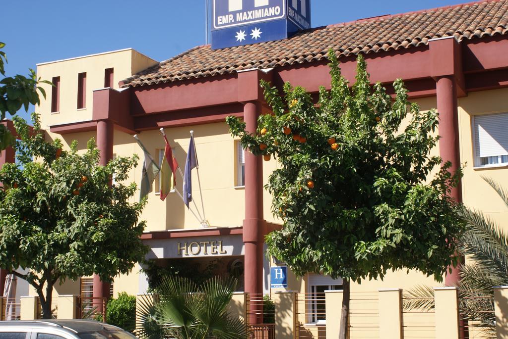 Maximiano Herculeo Córdoba Exterior foto