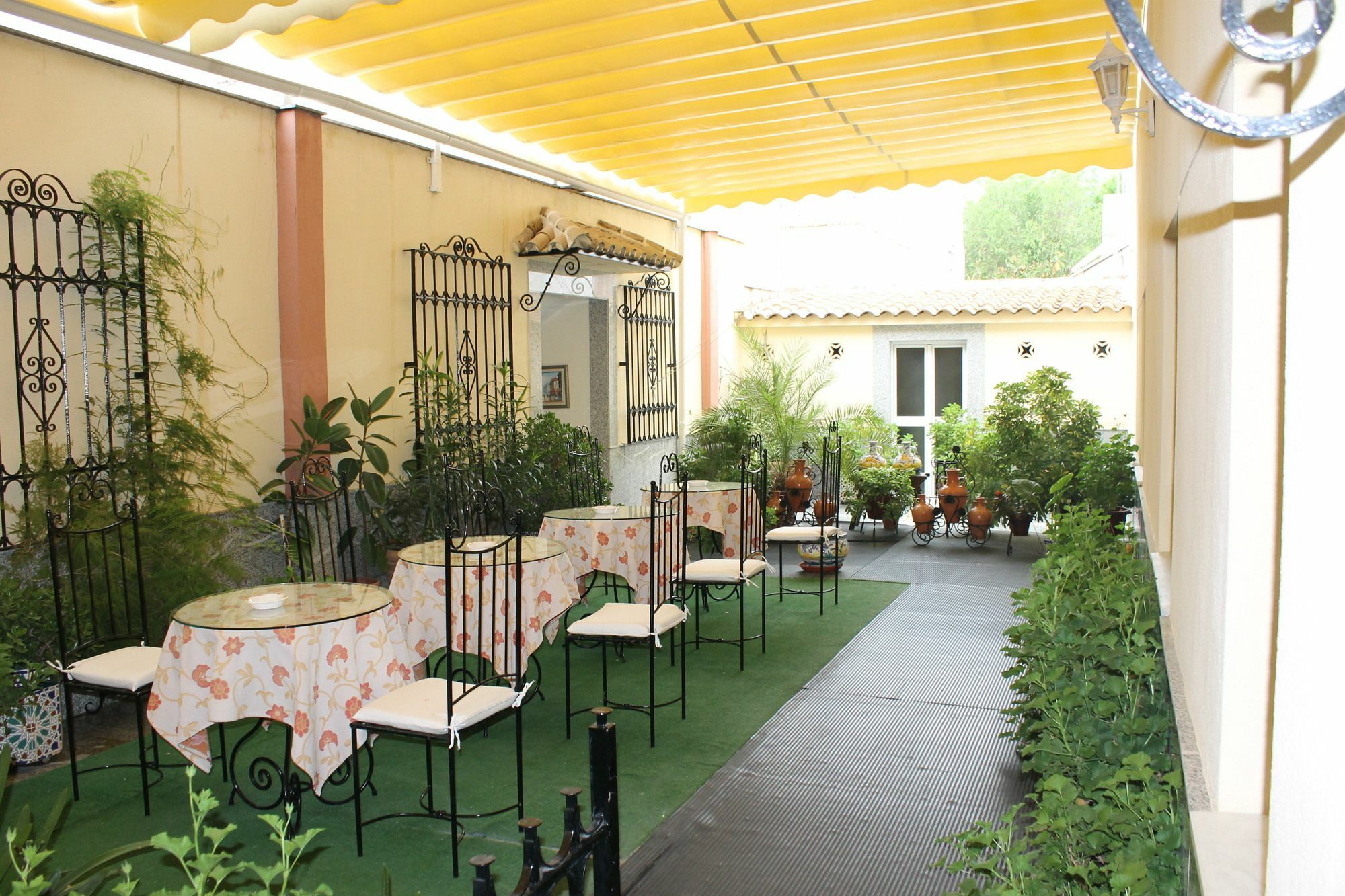 Maximiano Herculeo Córdoba Exterior foto